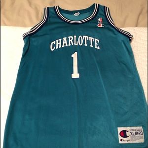 Vintage Charlotte Hornets Mugsey Bogeues Jersey